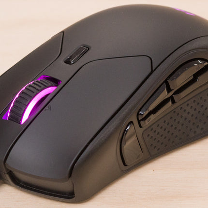 HyperX Pulsefire Raid gaming muis zwart vooraanzicht